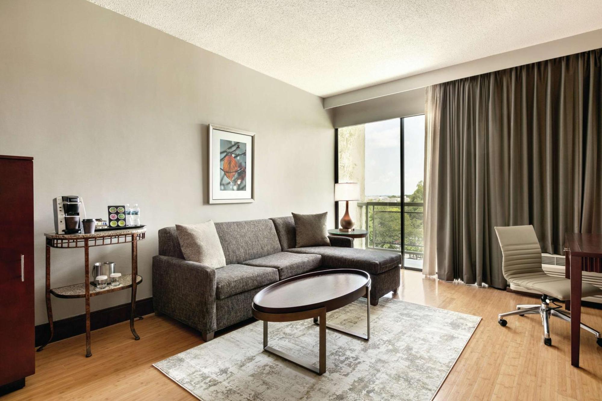 Doubletree By Hilton Atlanta Northeast/Northlake Tucker Zewnętrze zdjęcie